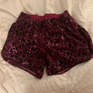 Lululemon track that shorts